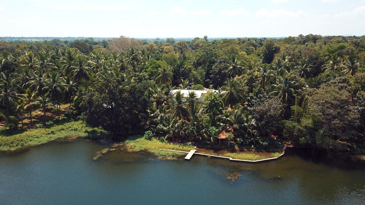 Splendid Lake View Safari Lodge Udawalawe Exterior photo